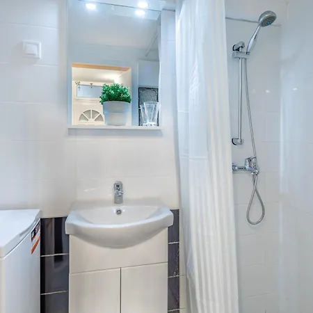 Excellent Location, Cozy Appartement *