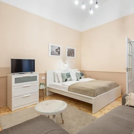 Excellent Location, Cozy Appartement *