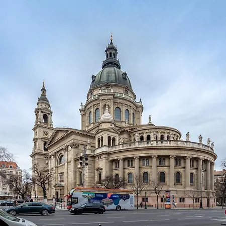 Excellent Location, Cozy