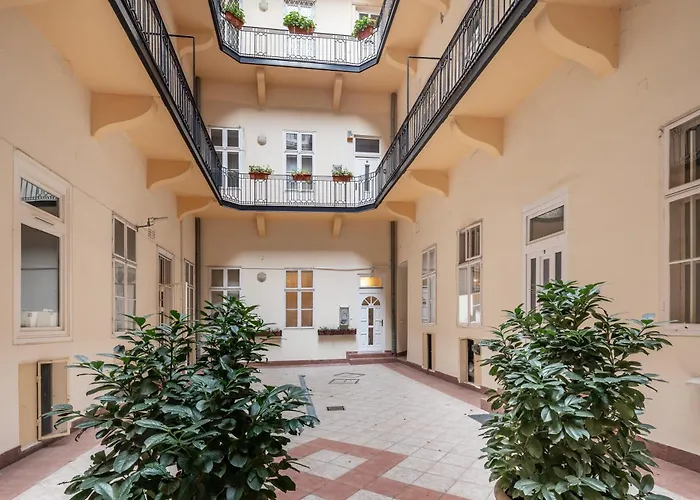 Excellent Location, Cozy Apartmán