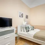 Excellent Location, Cozy